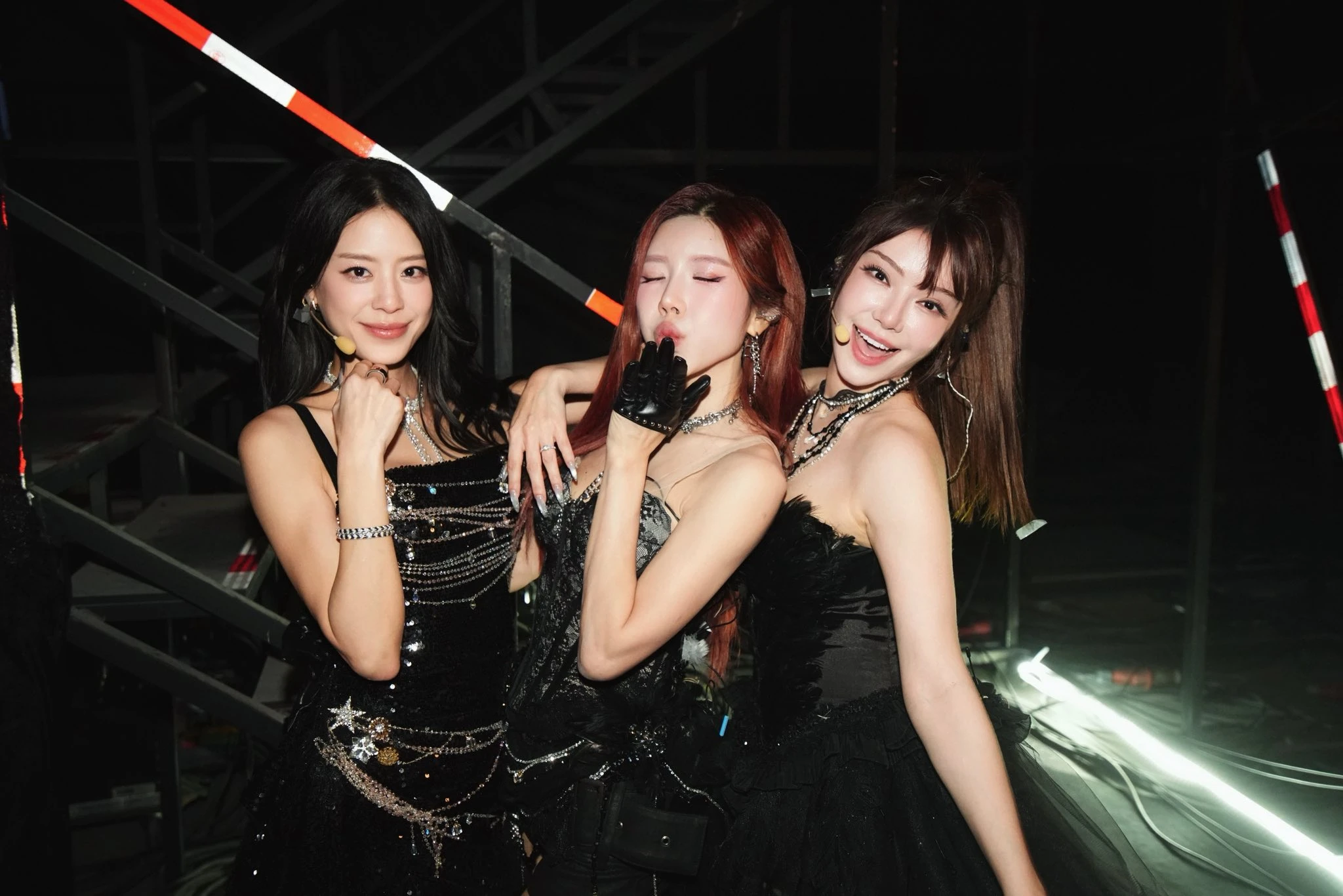 Gallery - Trang Pháp ấm ức, bị BTC Đạp Gió đá khỏi Top 20, 'Ông lớn Cbiz' ra tối hậu thư? | Showbiz Việt | Sao Việt - VGT