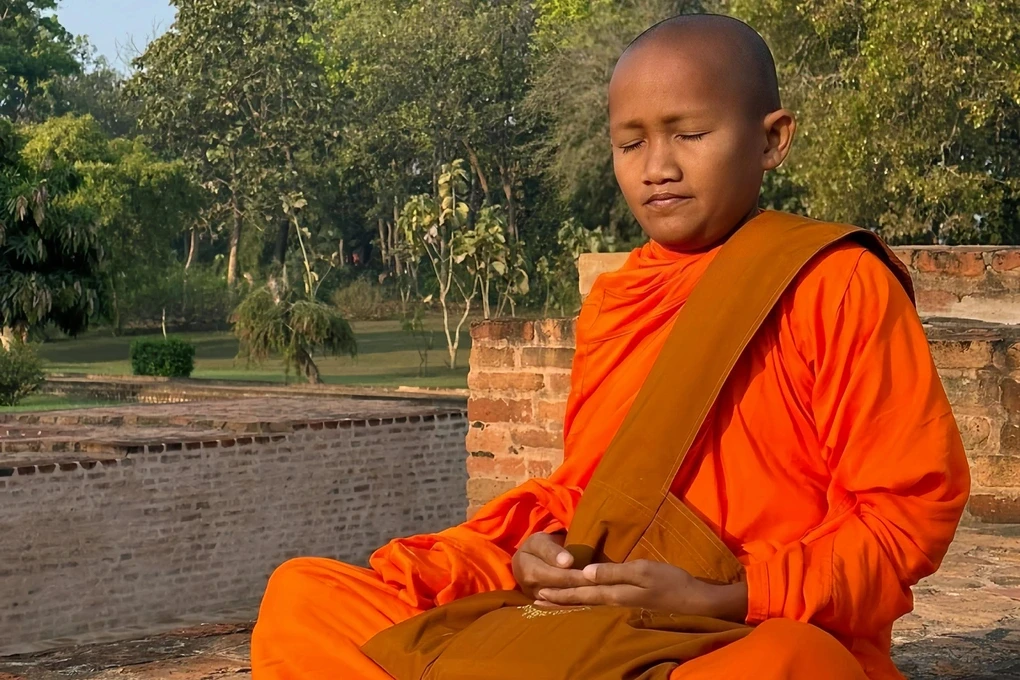 A monk in his 40s stuns with his childlike appearance; was he once ...