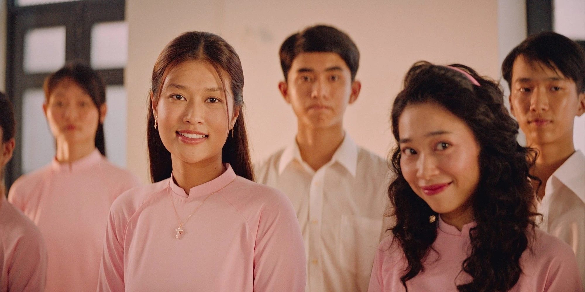 Hong Dao shed tears, Hong Van secretly shocked Khuong Les junior, revealing the truth behind? - Photo 5