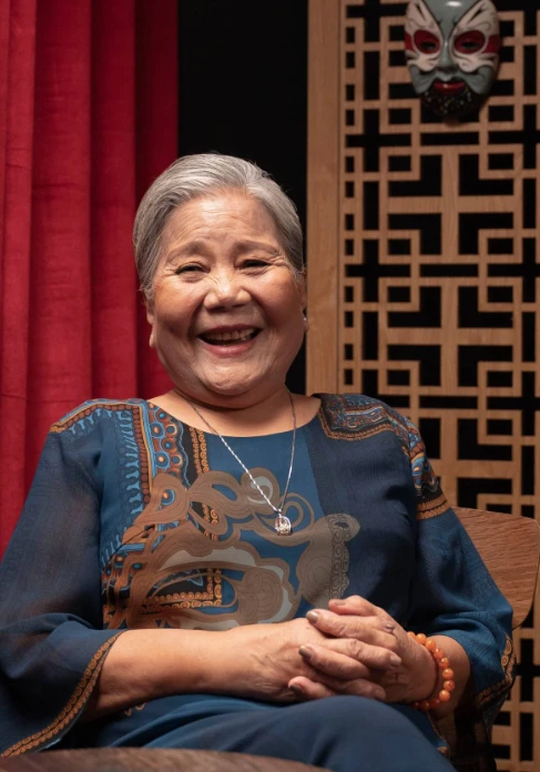 Peoples Artist Le Thien choked up missing Vu Linh, recreating the memories of the old Cai Luong stage - Photo 7